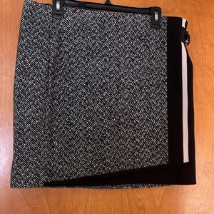NWOT- White House Black Market Monochrome Pencil Skirt
